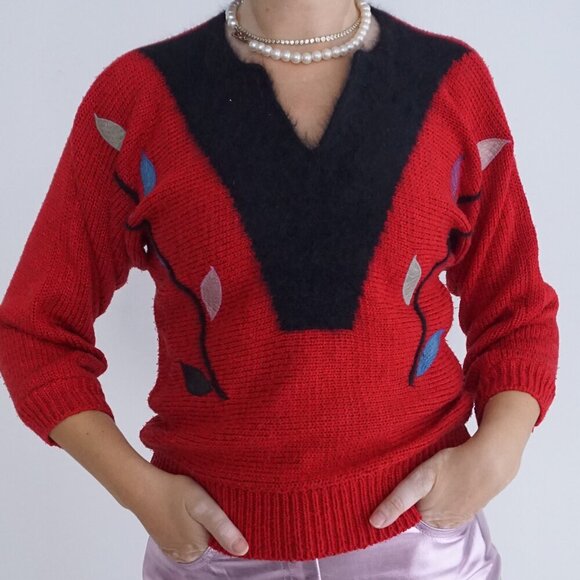 Vintage Franco Valeri Red Knit Black V-Neck Details Colourful Leaves Sweater S - Picture 2 of 11